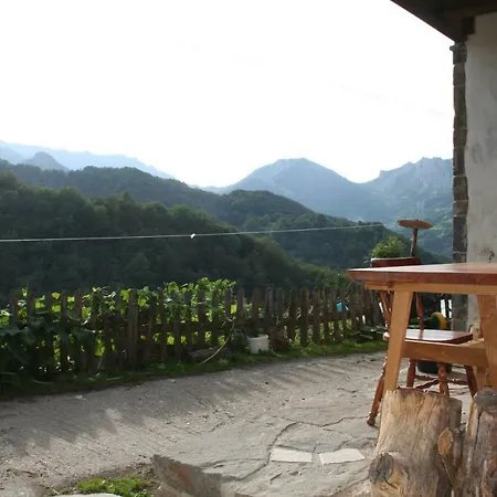 Les Xendes. Parque De Redes Albergue *